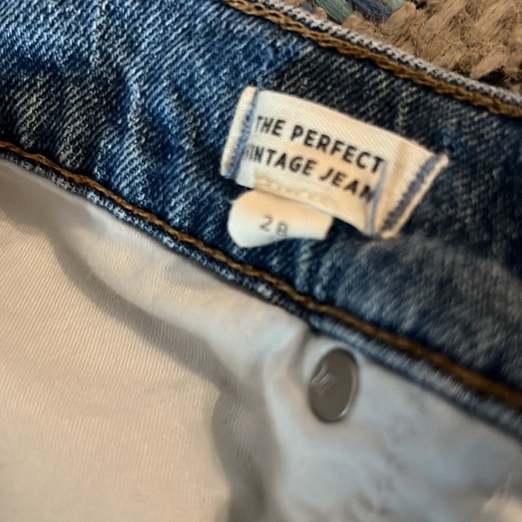 Madewell The Perfect Vintage Jean in Belbury Wash: TENCEL™ Denim Edition - Picture 10 of 10